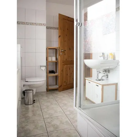 With 2 Bedrooms * 후크질